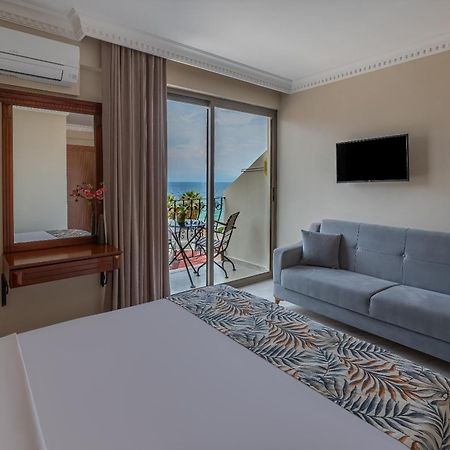 Rosy Suites Hotel クシャダス エクステリア 写真