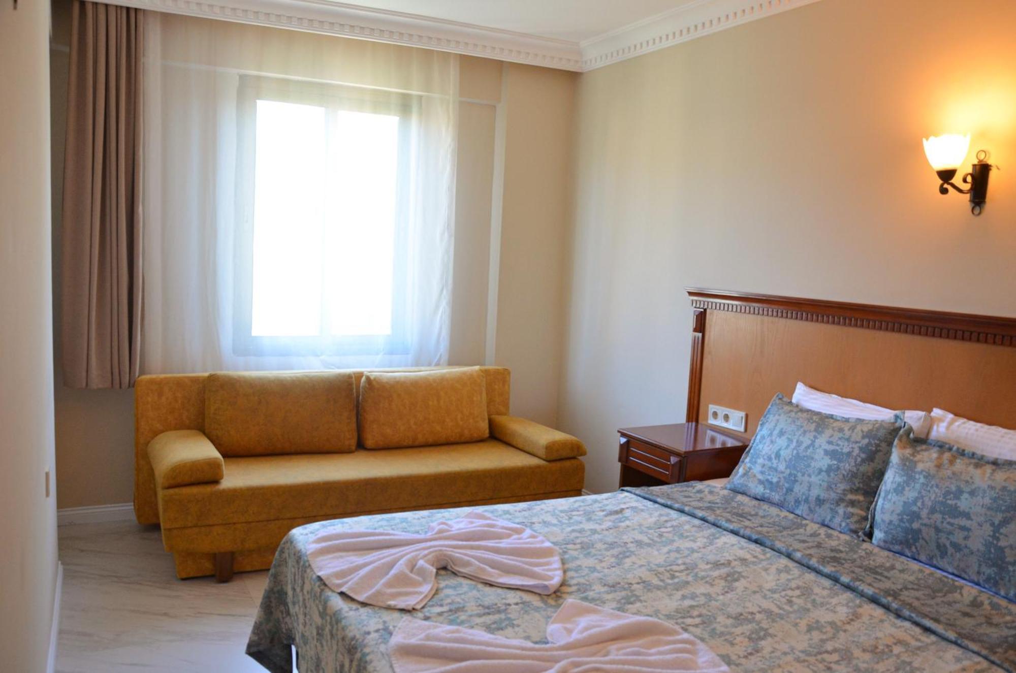 Rosy Suites Hotel クシャダス エクステリア 写真