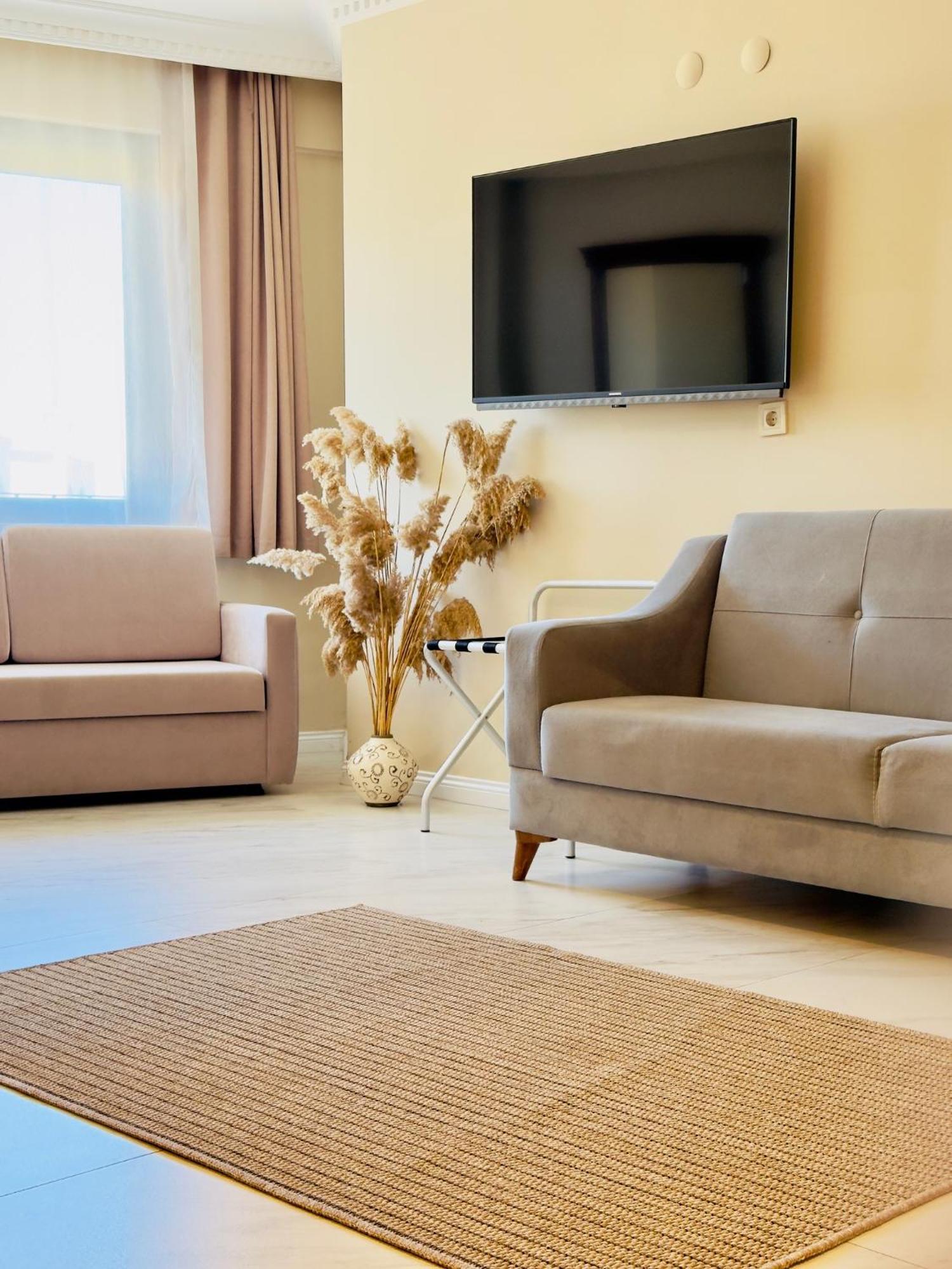 Rosy Suites Hotel クシャダス エクステリア 写真